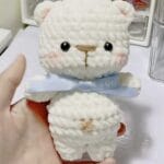 Crochet Polar Bear Keychain, White Polar Bear Crochet Keychain – Cute Amigurumi Plush Toy, Kawaii Bag Charm, Handmade Gift for Animal Lovers