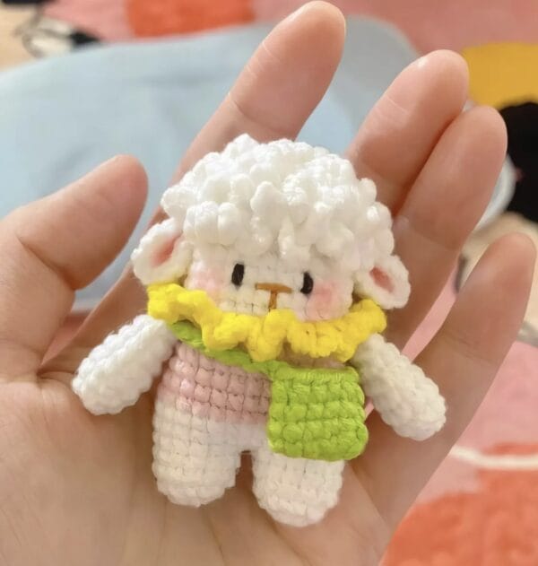 Handmade Crochet Sheep Keychain – Cute Amigurumi Plush, Kawaii Bag Charm, Soft Wool Animal Keyring, Adorable Gift for Sheep Lovers,Cute Gift - Image 2
